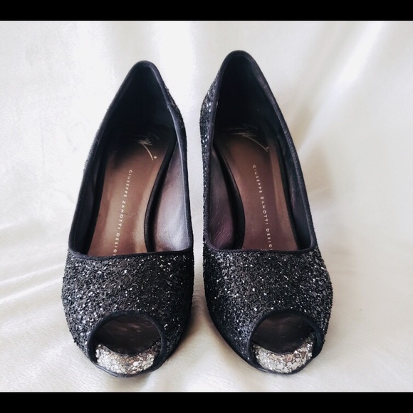 GIUSEPPE ZANOTTI Black Sequence High Heel Open Toe - Picture 2 of 8